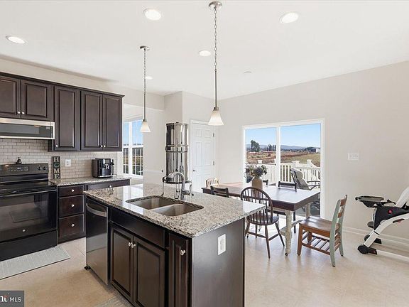 4th image of 170 Shallow Creek Dr