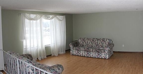 3rd image of 11811 N Monroe Ct