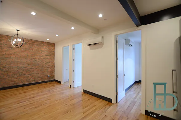 Rented by Miron Realty Group | media 23