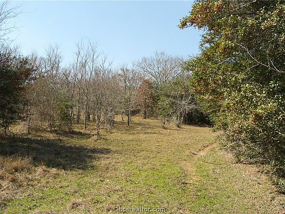 4th image of 3500 Private Road 4028 Rd
