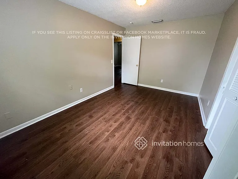 6115 Donegal E — Photo 17