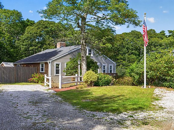 2nd image of 27 McGuerty Road