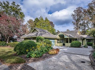 631 S Reeve Rd, Saint Helena Island, SC 29920