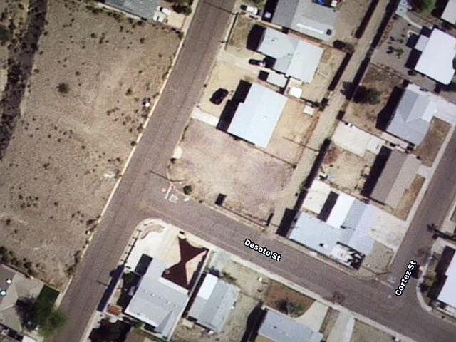 2nd image of 2044 Parkway St
