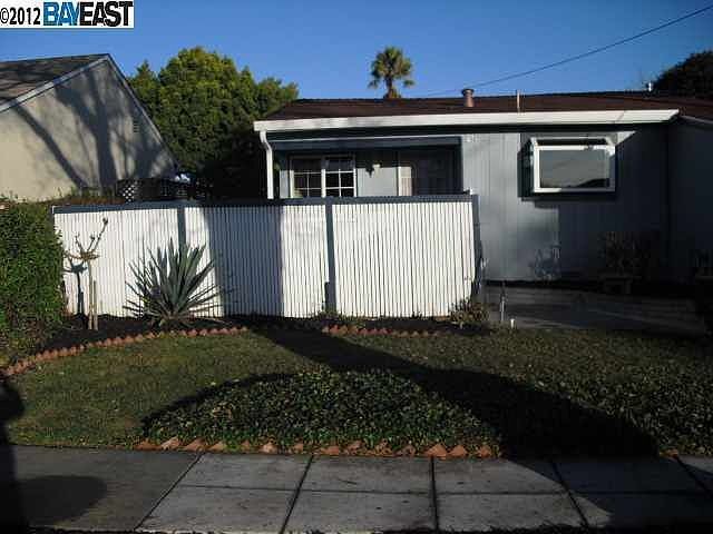 1st image of 26050 Underwood Ave