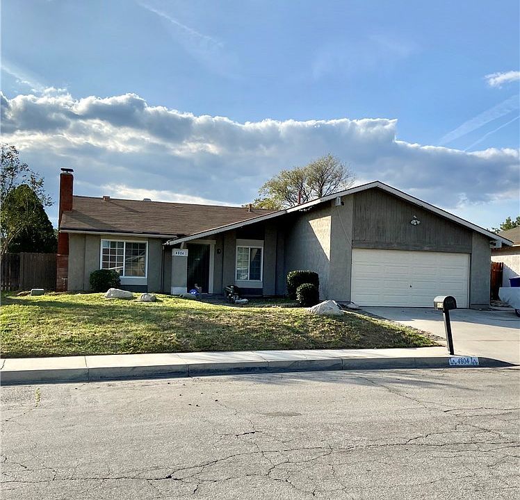 1st image of 4804 N Lakewood Dr