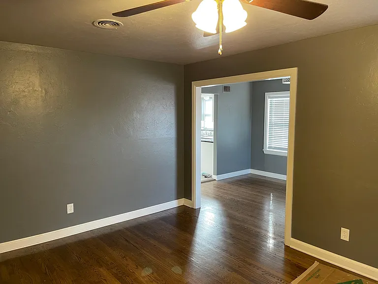 732 NW 53rd St — Photo 5