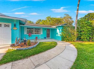 3045 Fountainhead Dr, Largo, FL 33770