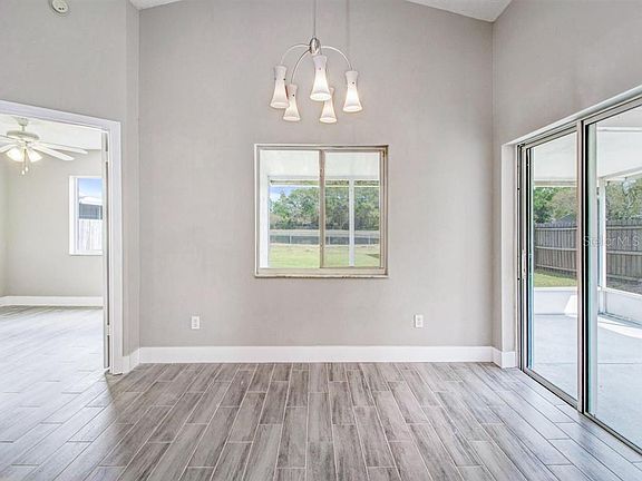 5th image of 3226 Ginger Cir