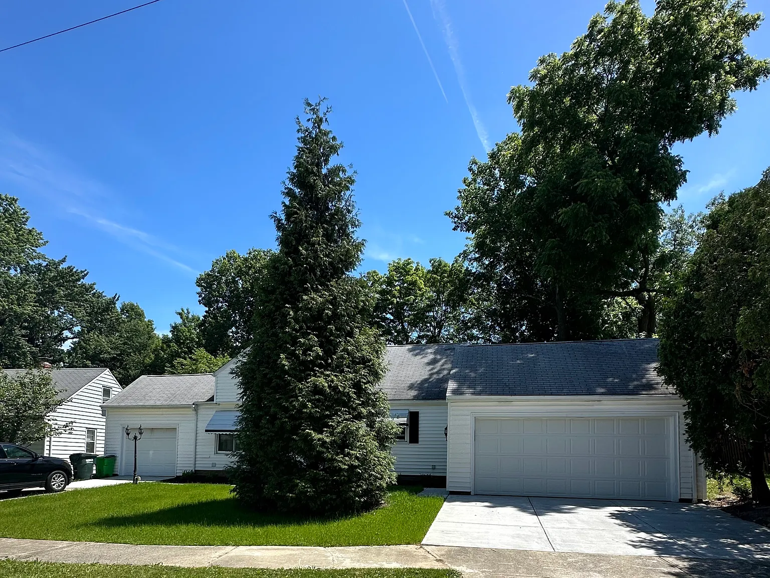 4 bed, 1404 sqft, $2,400 — Photo 4