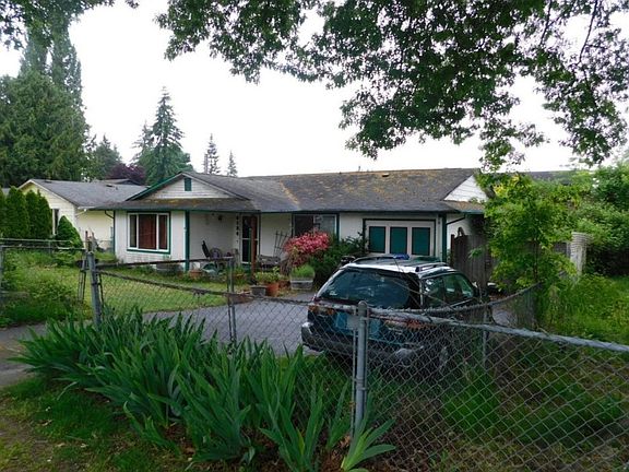 2nd image of 6124 99th Pl NE