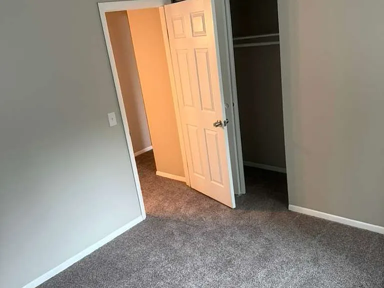 2100 Harrison Ave — Photo 9