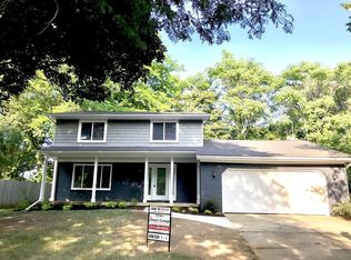 310 Hampton Rd, Durand, MI 48429