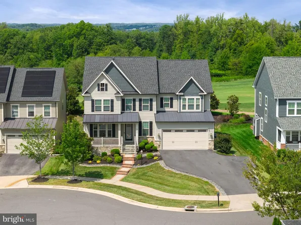 17405 Spring Cress Dr, Dumfries, VA 22026