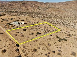 111 Kimosabe Rd, Pioneertown, CA 92268