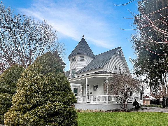 3rd image of 516 E Main St