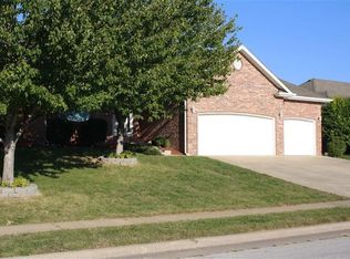 4574 S Warren Ave, Springfield, MO 65810
