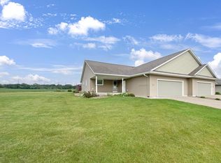 1600 Coranado St, Holmen, WI 54636
