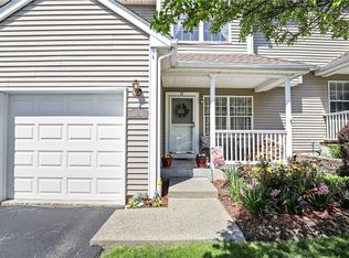 13 Sparrow Ridge Rd #3-C, Kent Lakes, NY 10512