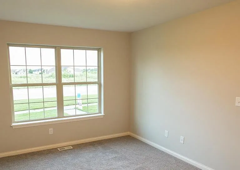 3544 Shepard Rd — Photo 4
