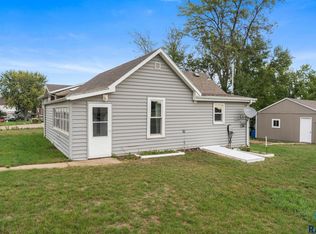 113 S Lincoln St, Humboldt, SD 57035