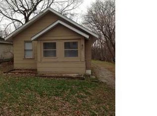 2064 Galloway St, Auburn Hills, MI 48326