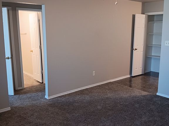 4th image of 2805 Leroy Cir #C