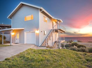 248 Sea View Rd, Whitethorn, CA 95589