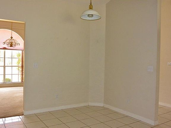 4th image of 2607 Babbitt Ave
