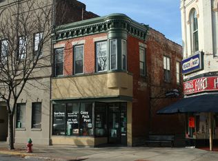 34 W Side Sq #A, Macomb, IL 61455