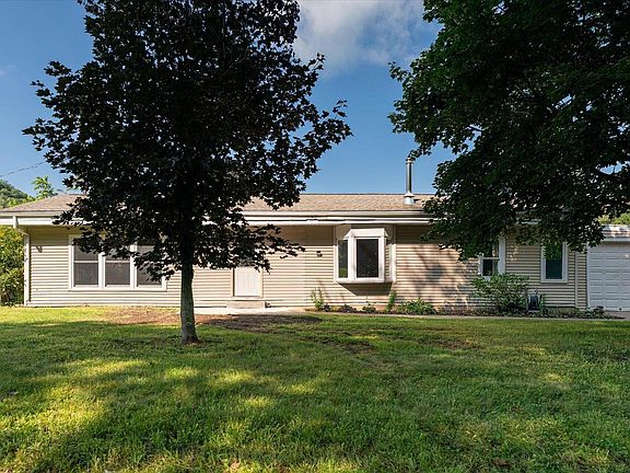 4th image of N3563 Edgewood DRIVE