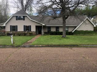 3431 George Washington Dr, Columbus, MS 39705