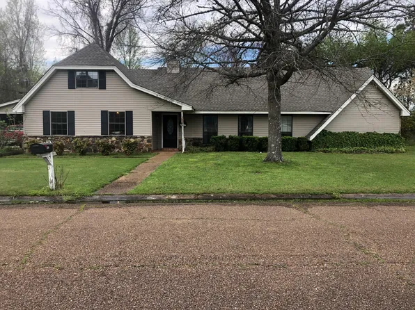 3431 George Washington Dr, Columbus, MS 39705