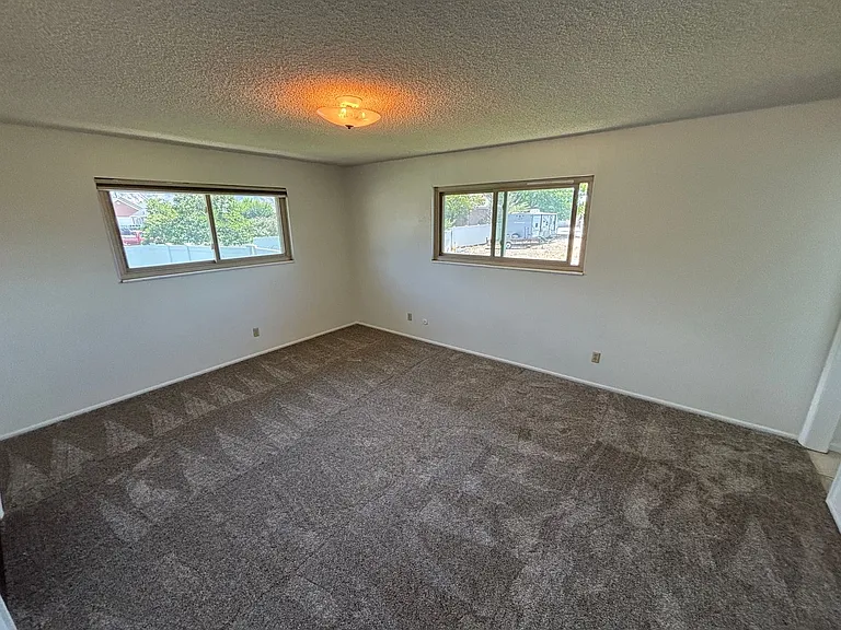 1491 W 1000 N — Photo 12