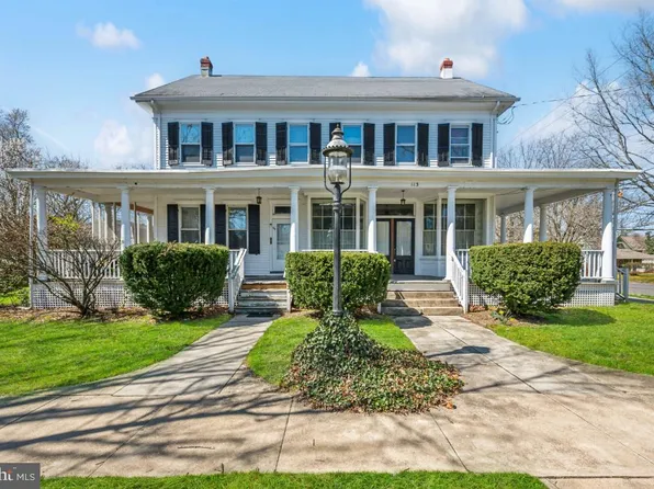 113 Central Ave, Grenloch, NJ 08032
