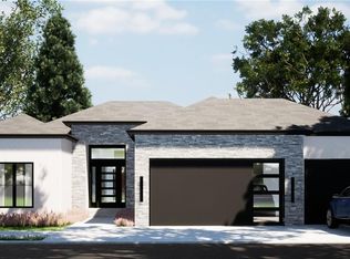 2600 Crestview St, Blue Springs, MO 64029