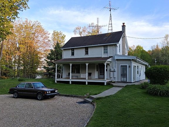 3rd image of 3154 W Defay Rd