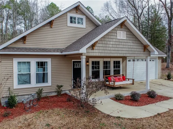 14408 Lake Wildwood Dr, Cottondale, AL 35453