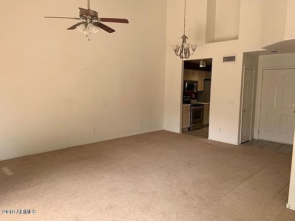 4th image of 703 S Nassau Dr