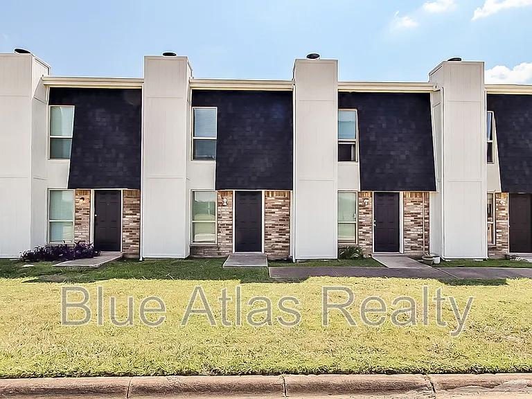 408 Noble Ave #B — Photo 15