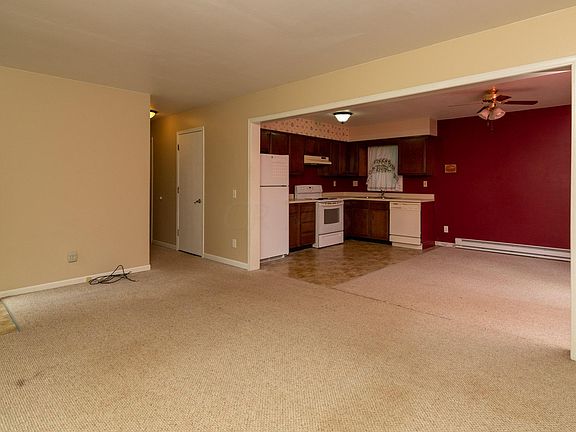 3rd image of 543 Baldwin Dr