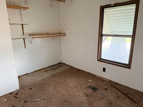 2609 Joyce Dr — Photo 3