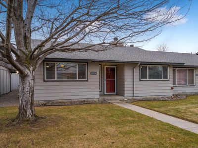 2427 W Grand Ronde Ave APT A, Kennewick, WA, 99336