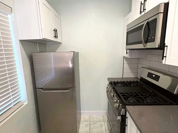 78th Street Apartments