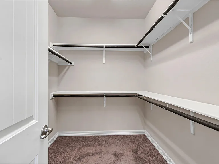 7008 Hester Rd — Photo 10