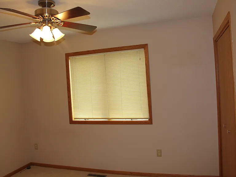 3902 Meadow Brook Ct — Photo 17