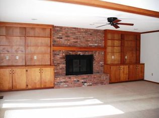 6751 Queens Way, North Royalton, OH 44133