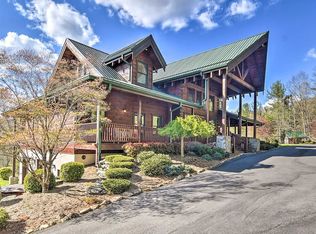 122 Apple Cove Rd, Banner Elk, NC 28604