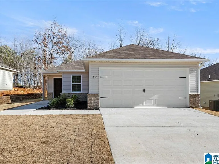 613 Klynes Dr — Photo 1