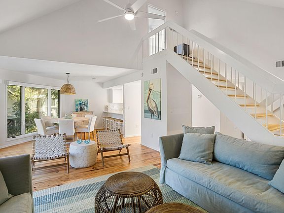 5th image of 738 Spinnaker Beachhouse Vl